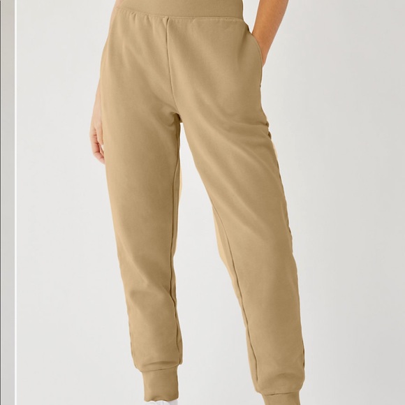 Aritzia TNA Cozy Fleece Perfect Pocket Sweatpants Dark Purple Grape XS - Picture 4 of 5